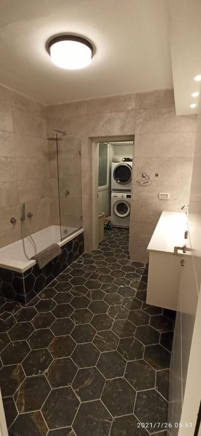 נתניה Nitsa Sea View Luxurious Apartment מראה חיצוני תמונה